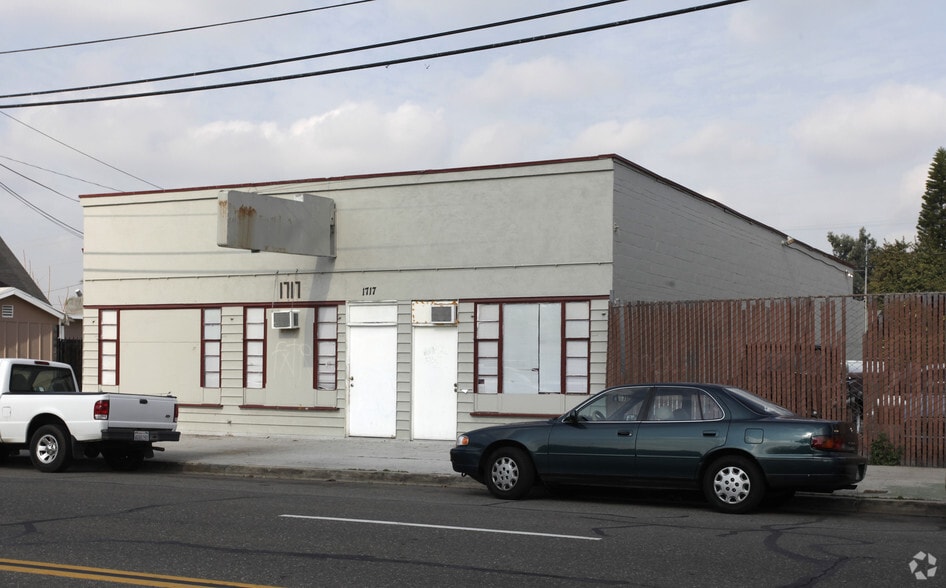 More Photos Of 1717 Santa Ana Blvd, Santa Ana Office Residential For Sale