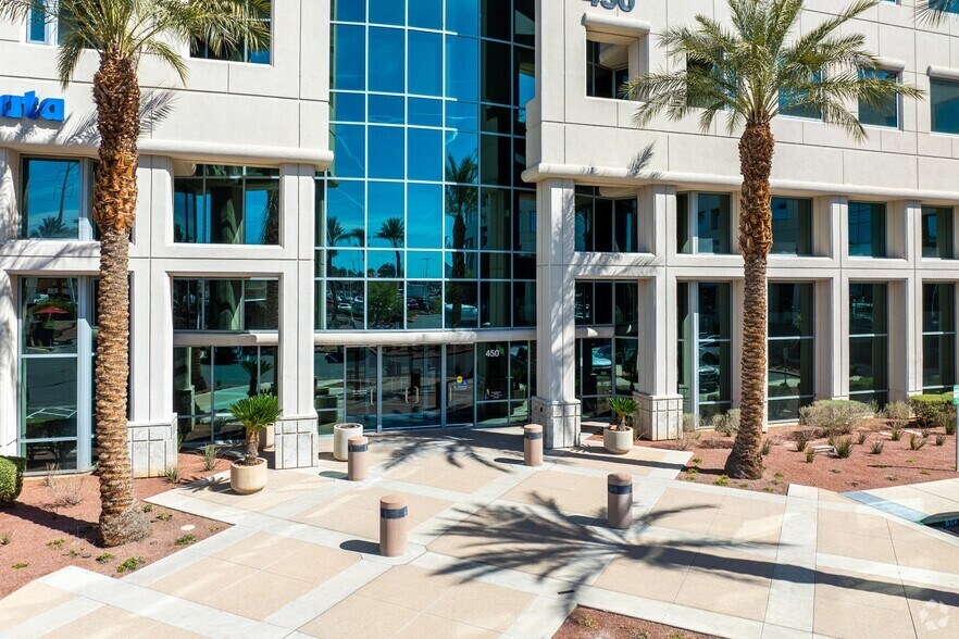 More Photos Of 450 N Stephanie St, Henderson Office For Lease