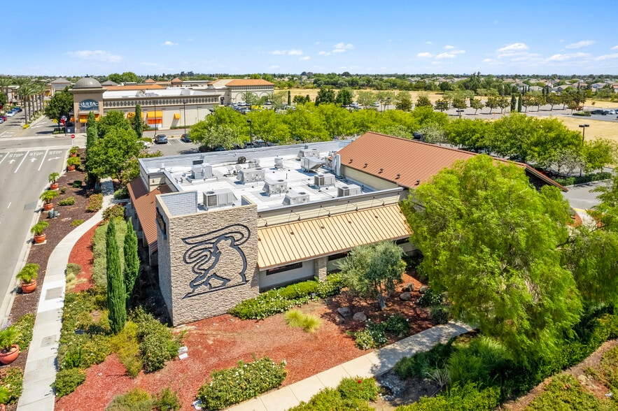 More Photos Of 2355 Sand Creek Rd, Brentwood Restaurant For Sale