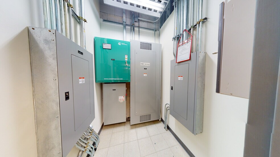 More Photos Of 4802 Cargo Ct, Columbus Office For Sale