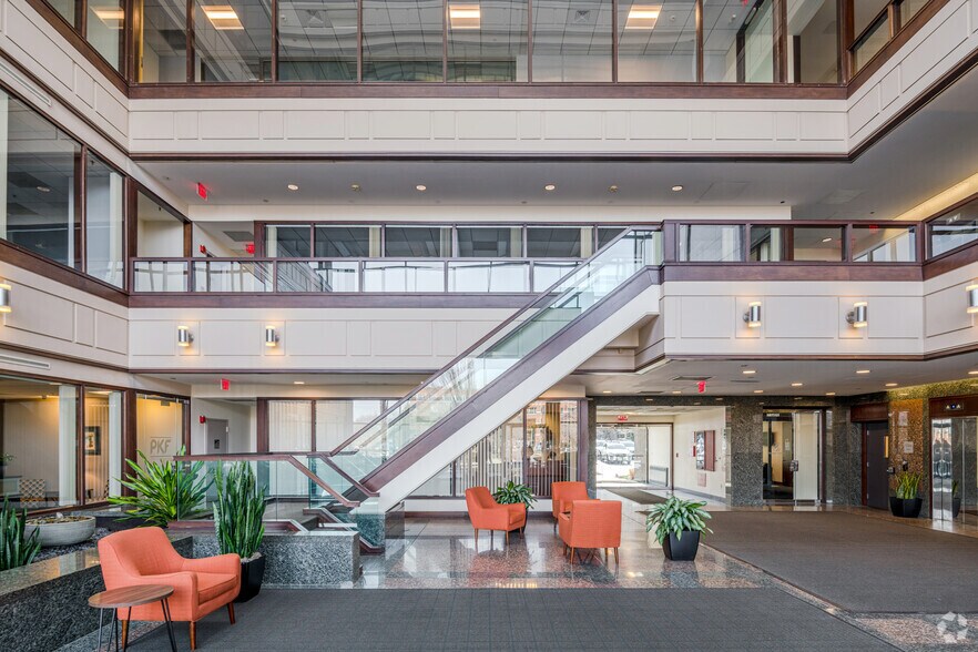 More Photos Of 400 Crown Colony Dr, Quincy Office For Lease