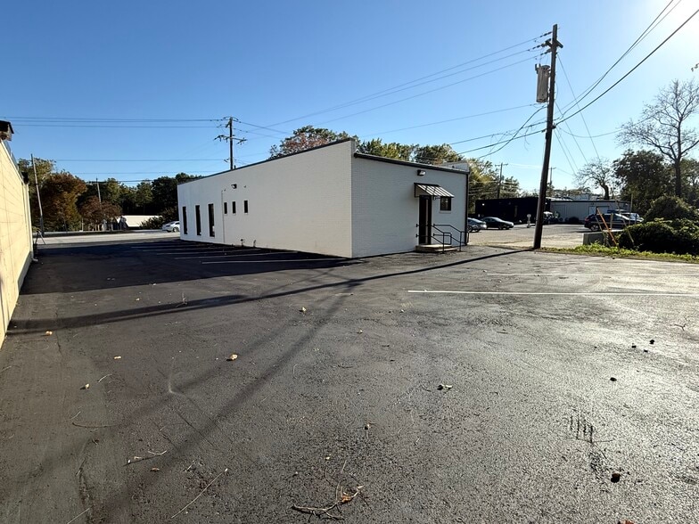 More Photos Of 882 E Main St, Spartanburg Office Residential For Sale