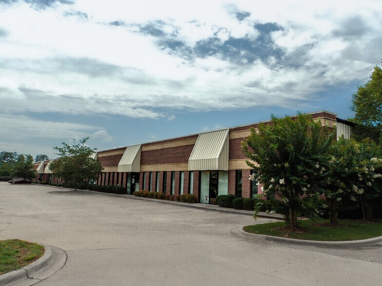 More Photos Of 241-277 Lyon Ln, Birmingham Research And Development For Lease