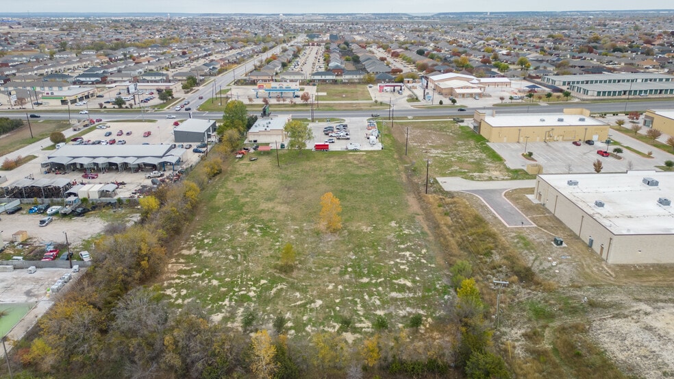More Photos Of 3804 W Stan Schlueter Loop, Killeen Freestanding For Sale