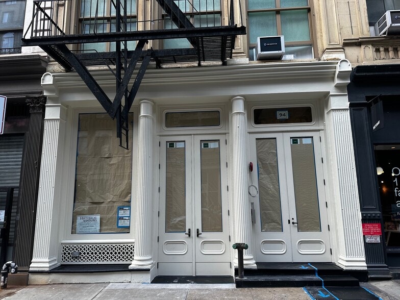 Primary Photo Of 94 Reade St, New York Apartments For Lease