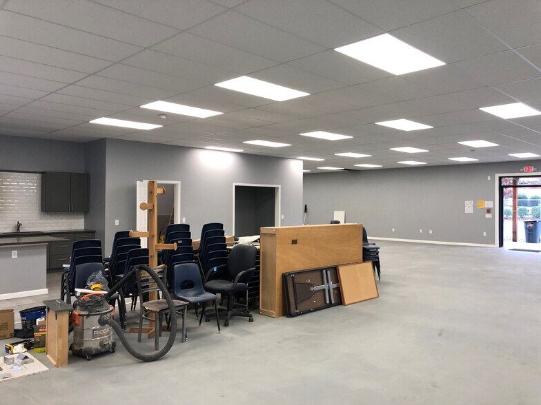 More Photos Of 2075 Baldwin Ave, Oroville Flex For Lease
