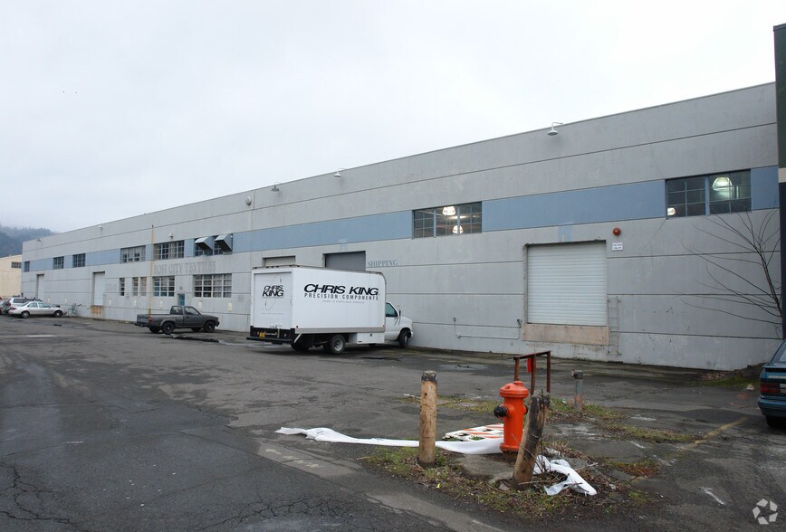 More Photos Of 2801 NW Nela St, Portland Warehouse For Lease