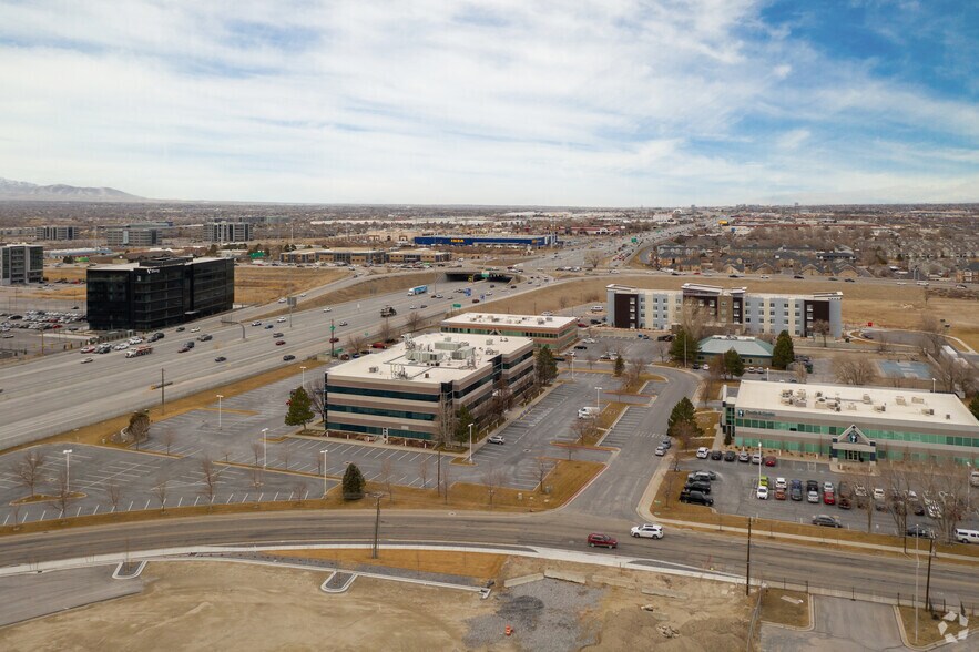 More Photos Of 66 E Wadsworth Park Dr, Draper Office For Lease