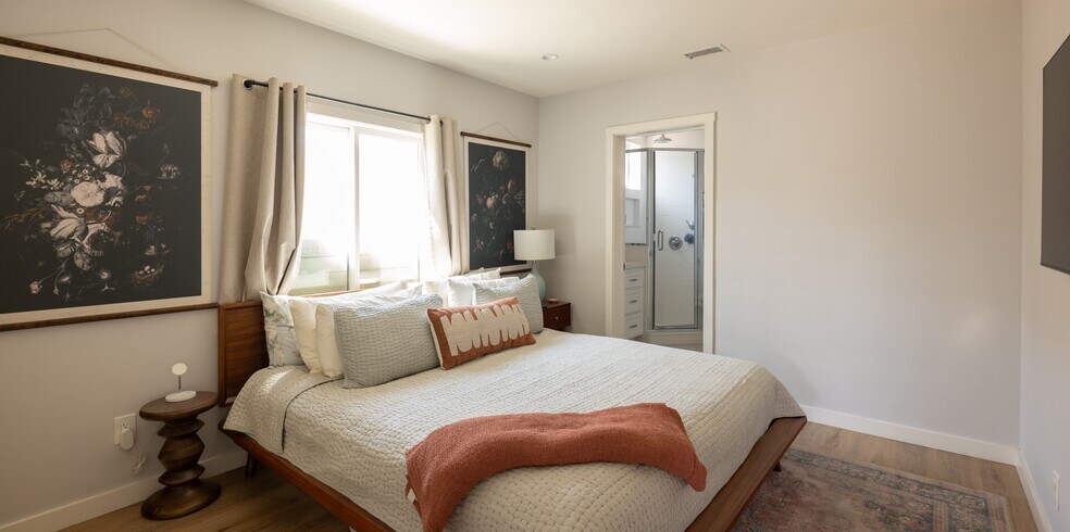 More Photos Of 4852 S Centinela Ave, Los Angeles Multifamily For Sale