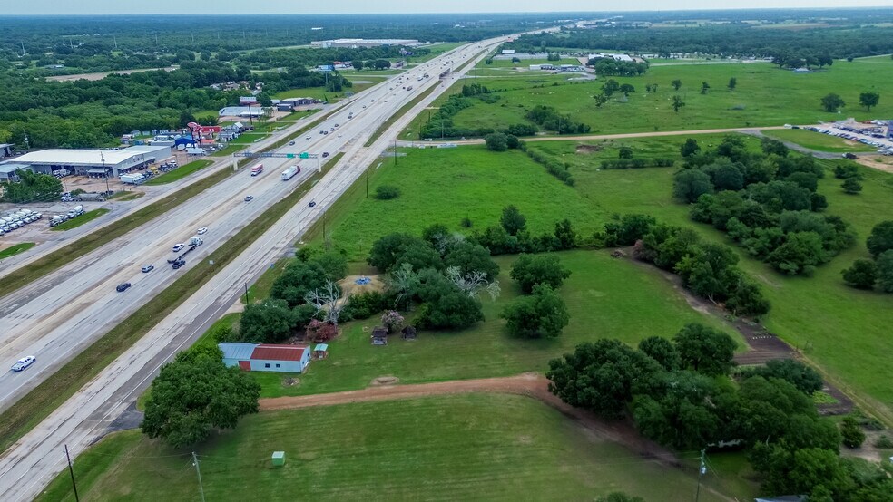 More Photos Of 4579 SE I 10 Frontage Rd, Sealy Land For Sale