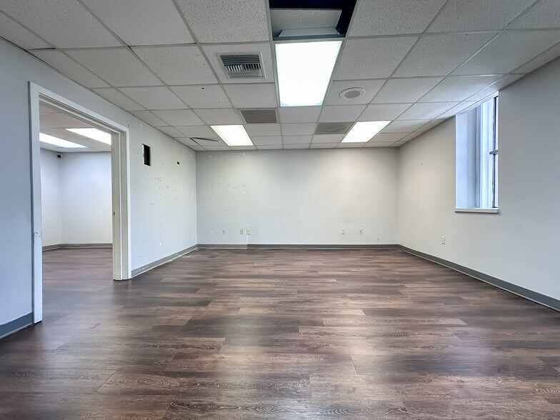 More Photos Of 103 S Florida Ave, Lakeland Office For Lease