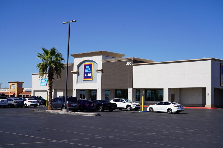 More Photos Of 1132-1200 S Decatur Blvd, Las Vegas Unknown For Lease