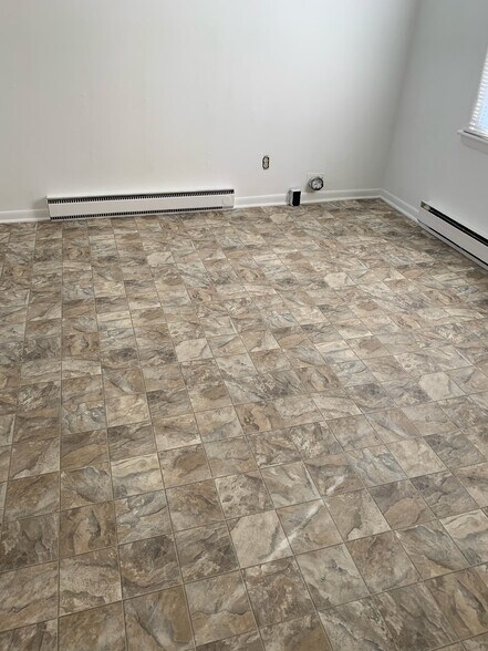 More Photos Of 3 Janes St, Jeffersonville Multifamily For Sale