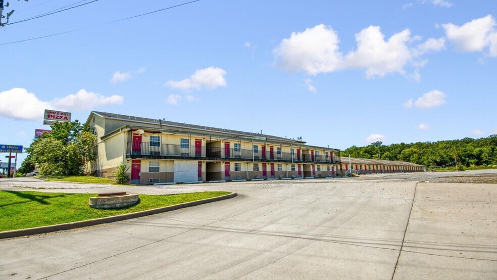 More Photos Of 419 S George Nigh Expy, Mcalester Hotel For Sale