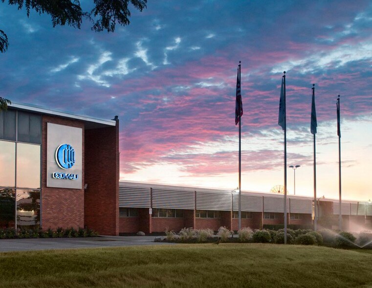 Primary Photo Of 2800 W 14 Mile Rd, Royal Oak Industrial For Sale