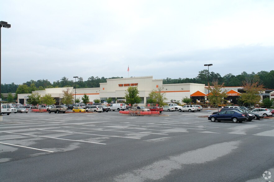 More Photos Of 1580 Holcomb Bridge Rd, Roswell General Retail For Lease