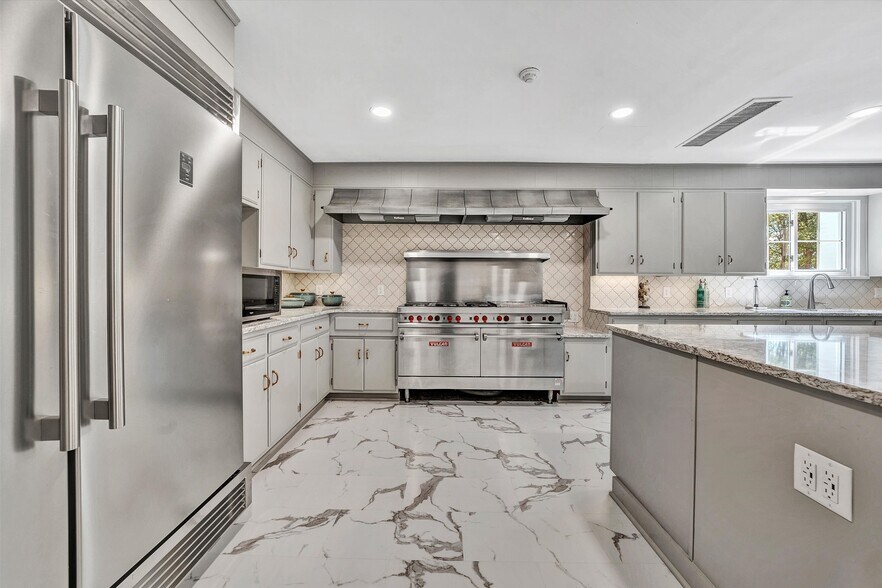 More Photos Of 750 Penn Hall Rd, Union Hall Specialty For Sale