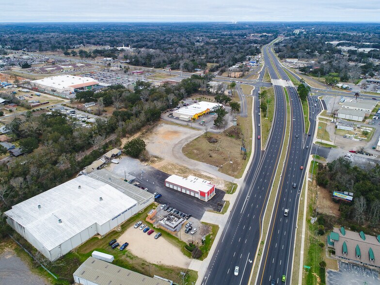 More Photos Of 8969 Pensacola Blvd, Pensacola Auto Repair For Sale