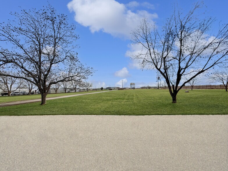 More Photos Of 7710 W Highway 80, Midland Office For Sale