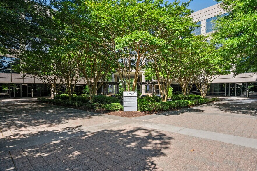 More Photos Of 3975 Fair Ridge Dr, Fairfax Office For Sale