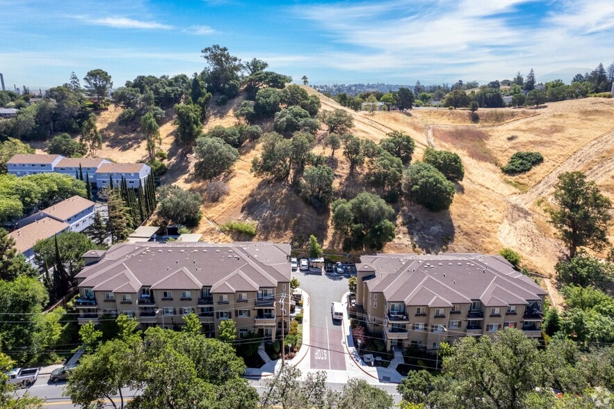 More Photos Of 720 Shell Ave, Martinez Apartments For Sale