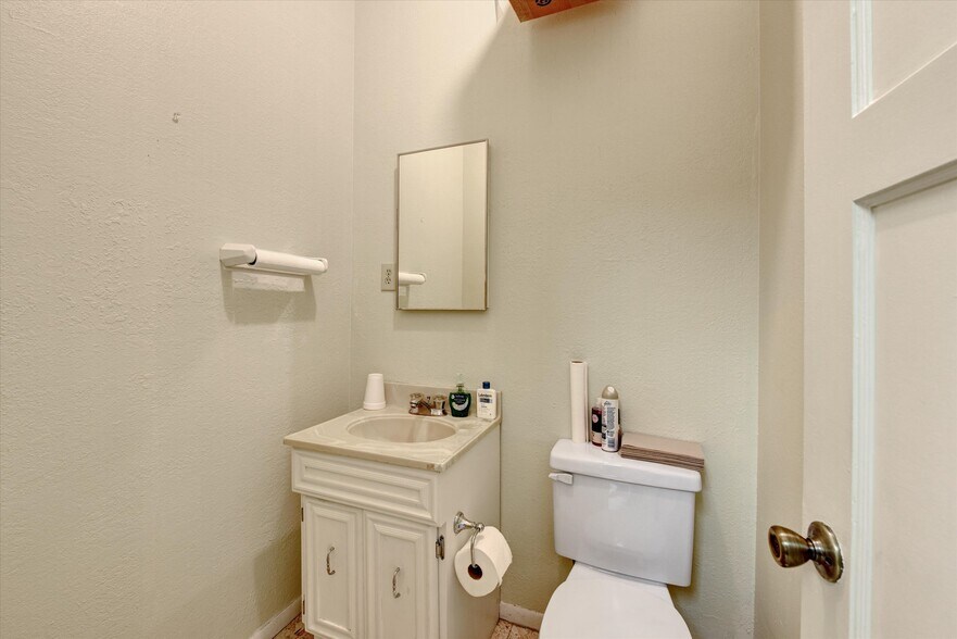 More Photos Of 12158 Firestone Blvd, Norwalk Freestanding For Sale