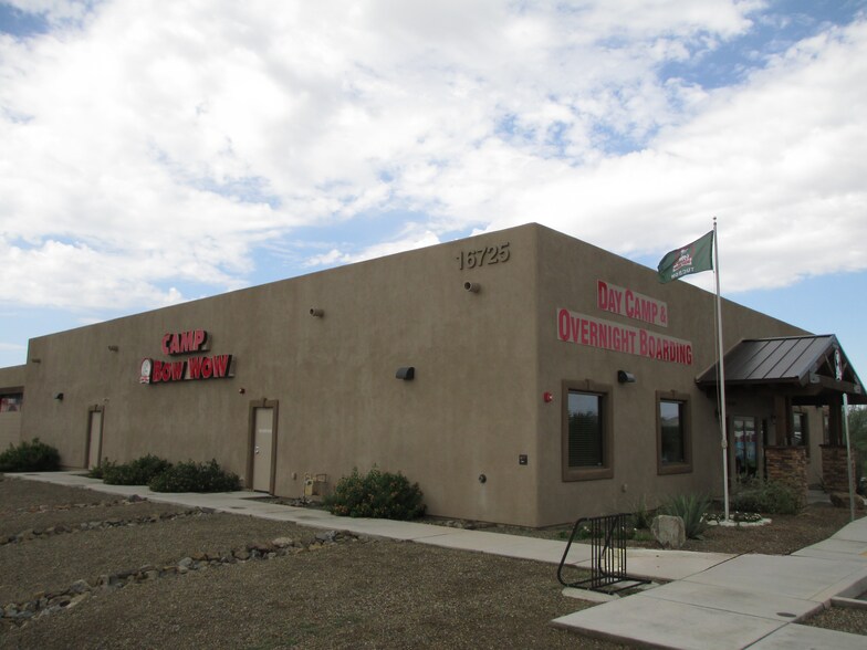 More Photos Of 16725 N Oracle Rd, Tucson Veterinarian Kennel For Sale