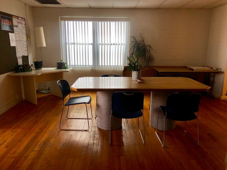 More Photos Of 1224 K St, Modesto Office For Sale