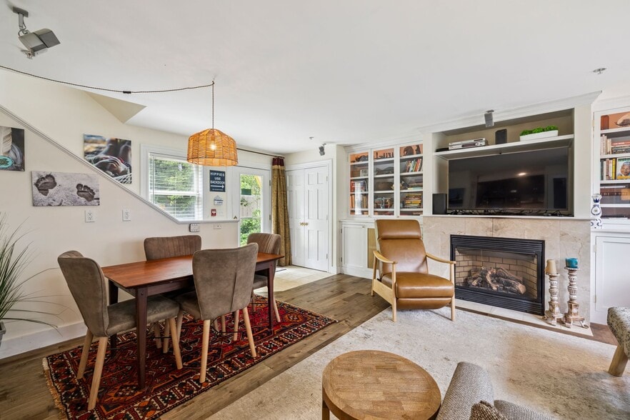 More Photos Of 41 Pleasant St, Woodstock Hospitality For Sale