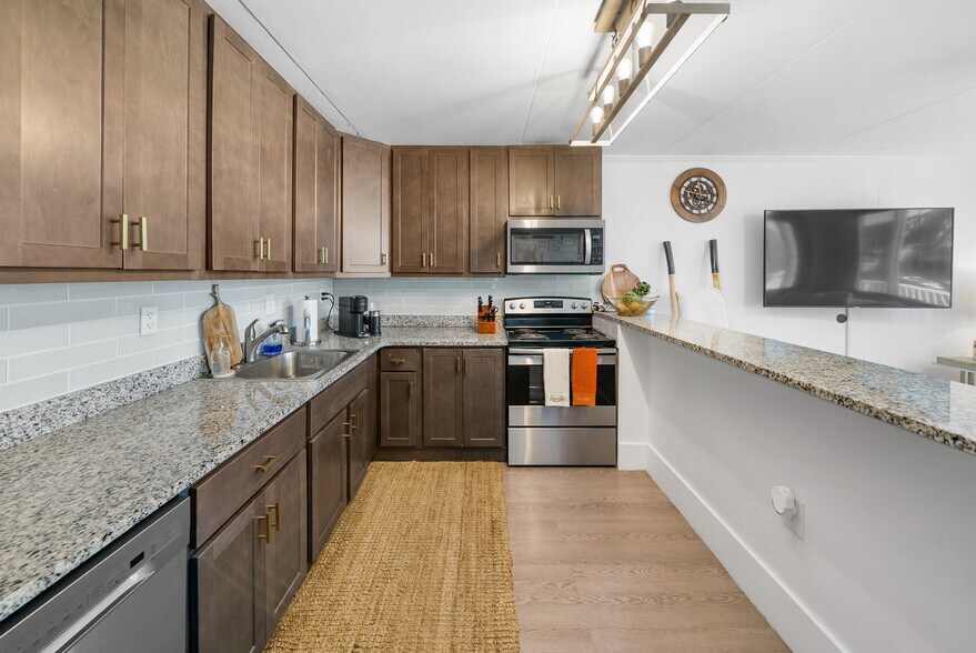 More Photos Of 480 Santa Rosa Blvd, Fort Walton Beach Apartments For Sale