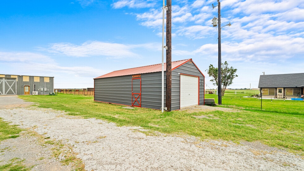 More Photos Of 20500 N 2810 Rd, Kingfisher Lodge Meeting Hall For Sale