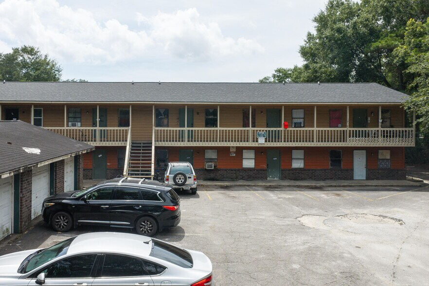 More Photos Of 5735 Chatham Ave, North Charleston Apartments For Sale