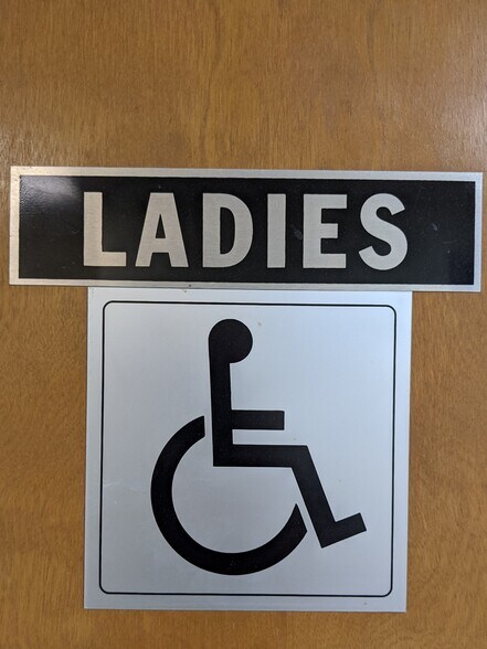 More Photos Of 241 Main St, Townsend Office Residential For Lease