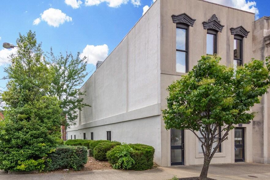 More Photos Of 300 Frederica St, Owensboro Office For Lease