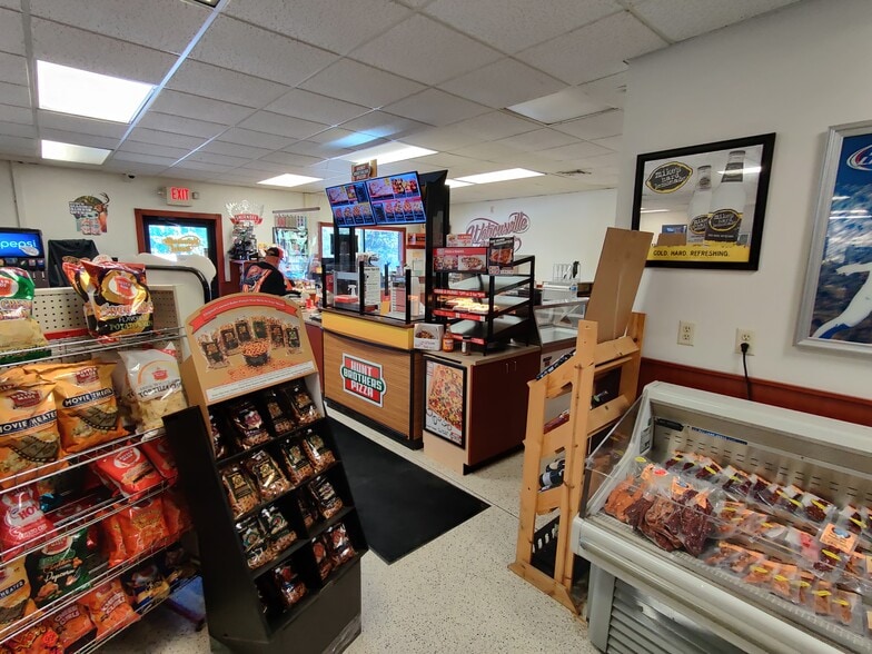 More Photos Of 4521 W Caro Rd, Vassar Convenience Store For Sale