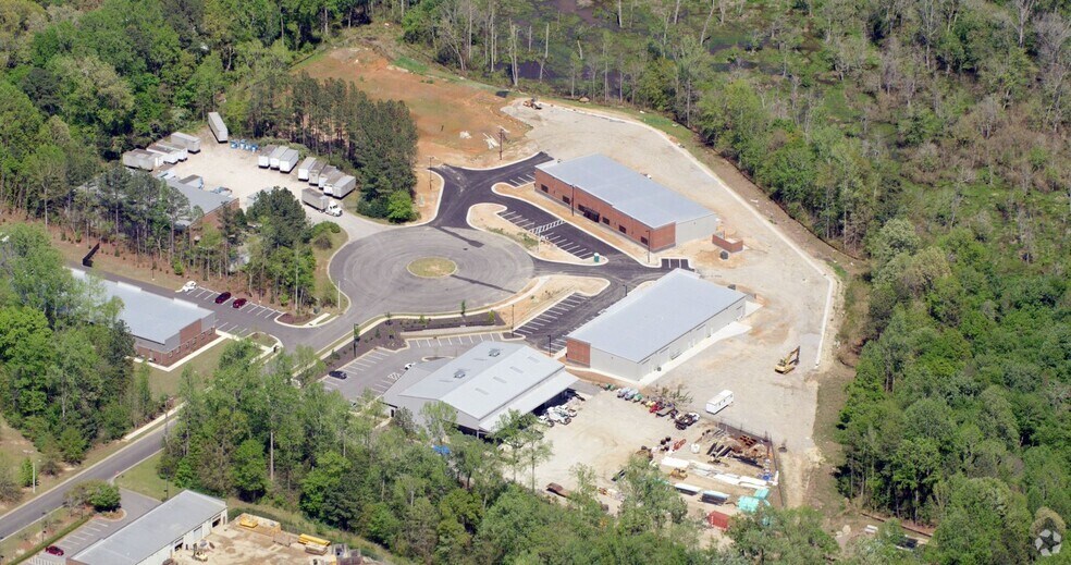 More Photos Of 900 Bricksteel Ln, Garner Light Distribution For Lease