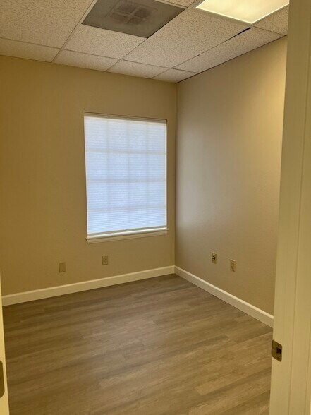 More Photos Of 4403 Manchester Ave, Encinitas Medical For Lease