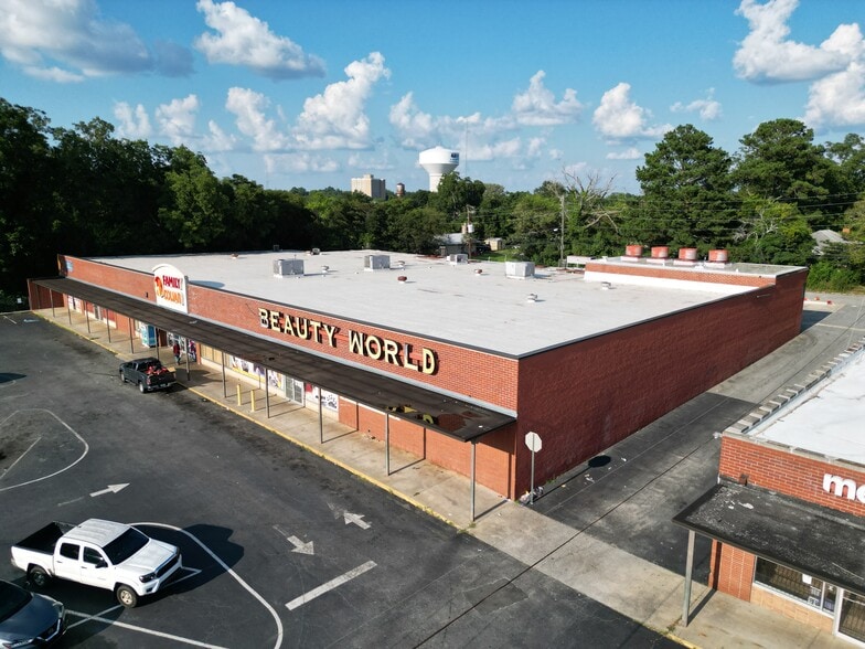 Primary Photo Of 808-888 Pio Nono Ave, Macon-Bibb General Retail For Sale