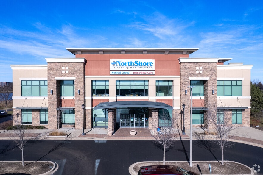 More Photos Of 930 Milwaukee Ave, Lincolnshire Unknown For Lease