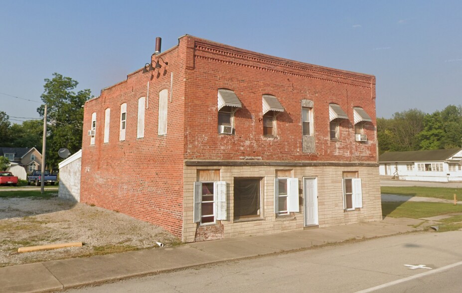 Primary Photo Of 107 W Main St, Coffeen Storefront Retail Residential For Sale