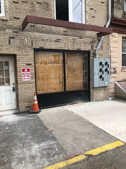 More Photos Of 69 Jackson St, Newark Storefront Retail Residential For Lease