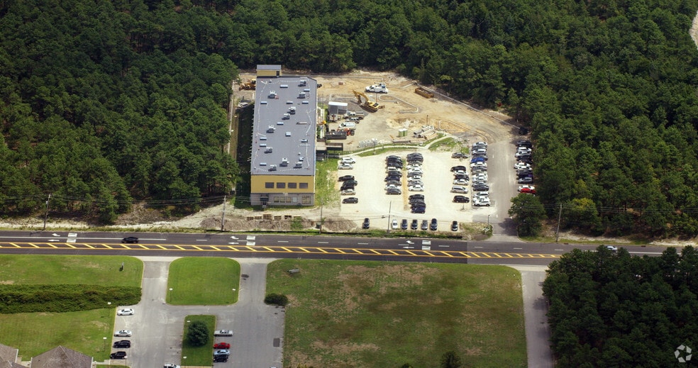 More Photos Of 36 Airport Rd, Lakewood Office For Lease
