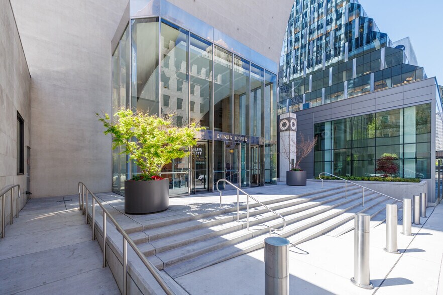 More Photos Of 1301 5th Ave, Seattle Office For Lease