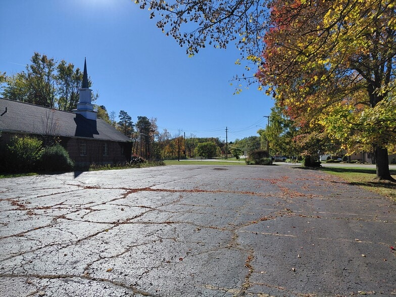 More Photos Of 10909 Chippewa Rd, Brecksville Religious Facility For Sale