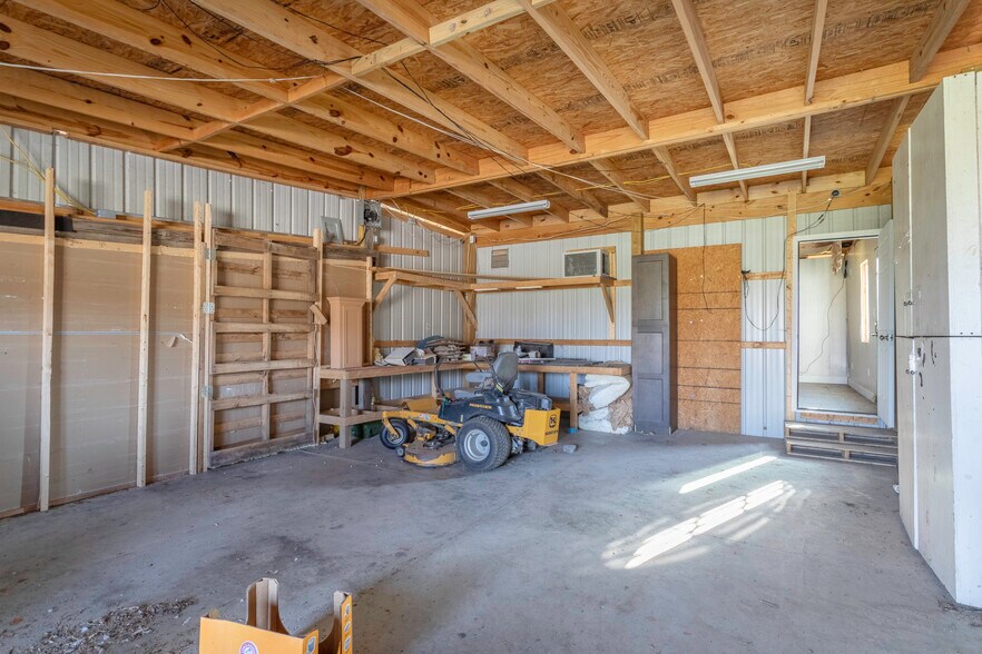 More Photos Of 2356 Alabama River Pky, Millbrook Flex For Sale