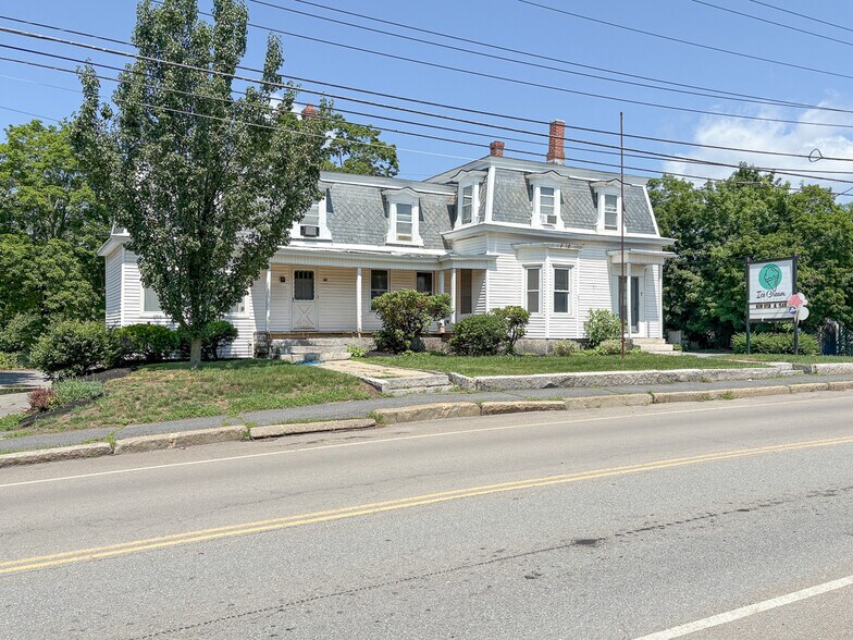More Photos Of 7 Elm St, Townsend Office For Lease