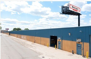 More Photos Of 1578-1732 Howard St, Lincoln Park Industrial For Sale