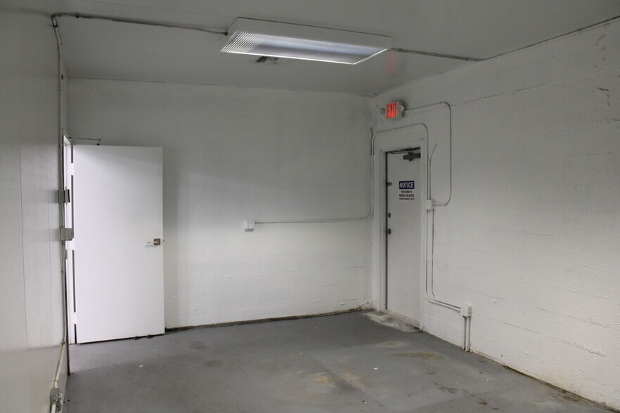 More Photos Of 2122-2128 SW 60th Ter, Miramar Warehouse For Sale