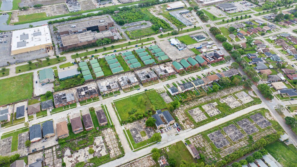 More Photos Of 6711-6817 Tara Ln, New Orleans Apartments For Sale