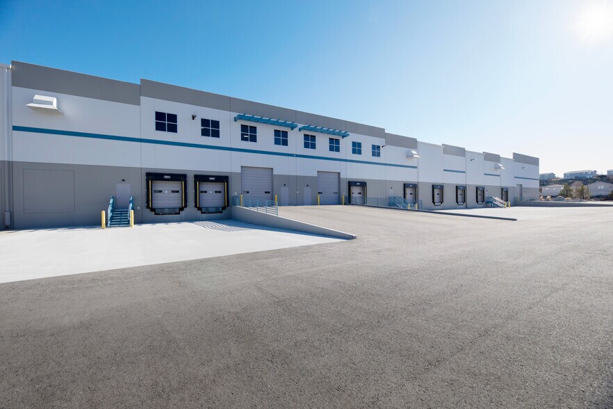 More Photos Of 9985 Moya Blvd, Reno Distribution For Lease